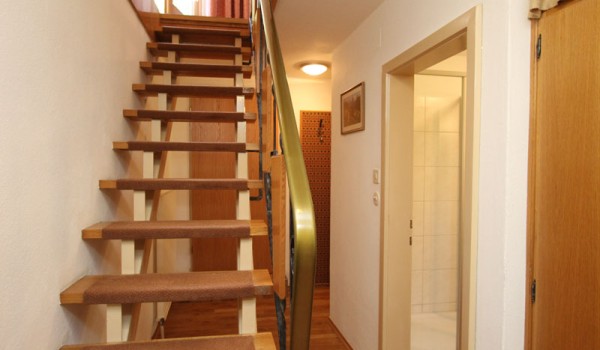 08ferienwohnung_unken_treppe